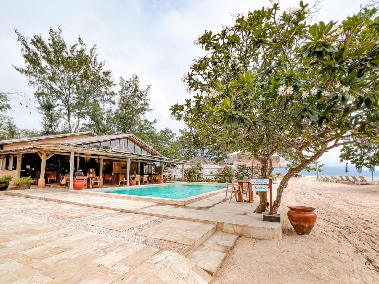 Bungalow Cafe Gili Beachfront Gili Meno Εξωτερικό φωτογραφία